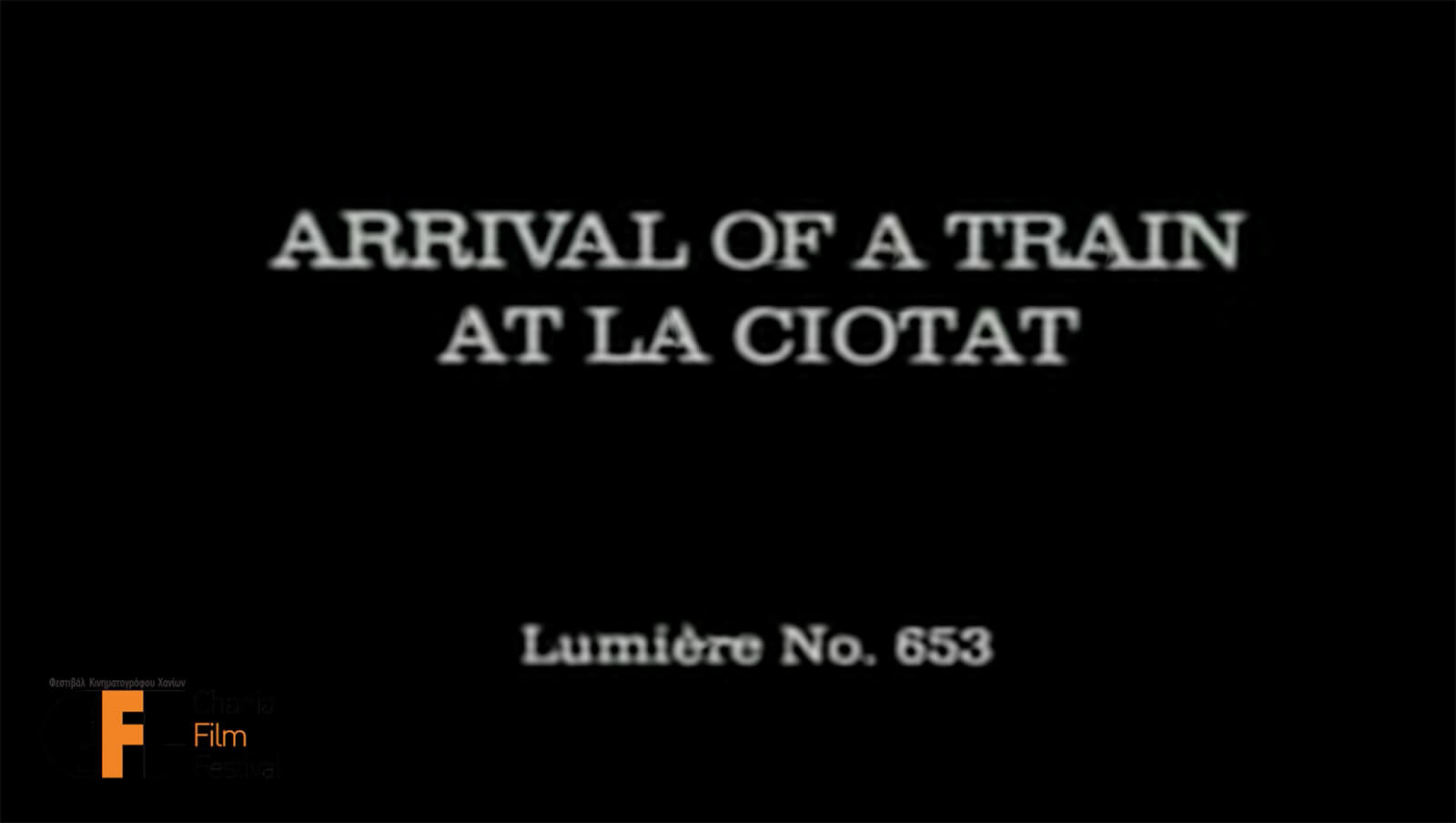 CFF - LArrivée dun train en gare de La Ciotat